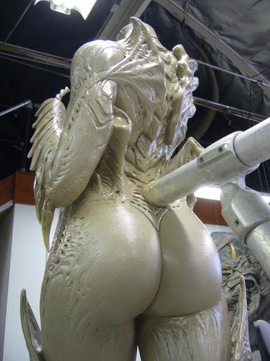 StarCraft II: Wings of Liberty - Sarah Kerrigan Statue at Blizzcon 2008