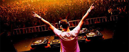 Новости - Activision ищет новые таланты для DJ Hero 2