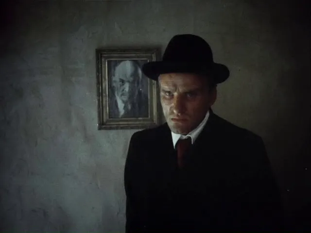 svoj-sredi-chuzhih-chuzhoj-sredi-svoih-a