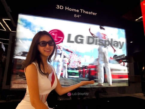 LG на SID 2010: 84 телевизионных дюйма с поддержкой 3D и разрешением 3840*2160