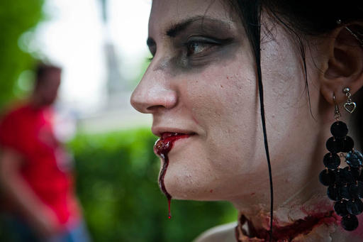 Обо всем - Страшно красиво: Зомби-парад 2010 
