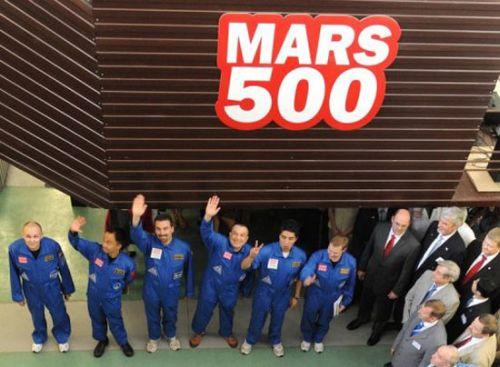 Эксперимент Марс-500 приближается к точке "приземления" на Марс.