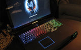 Alienware-m17x-gaming-laptop-glowing-keyboard