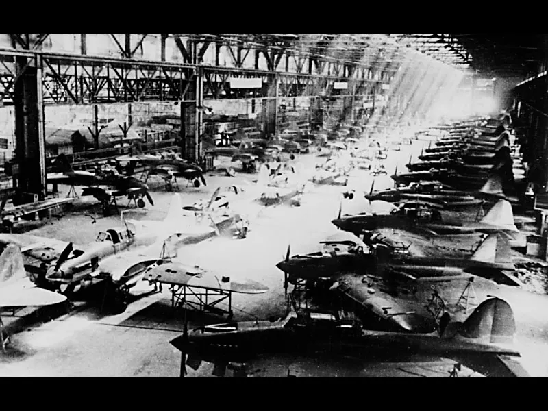 ИЛ-2 Штурмовик - Штурмовик Ил-2. Герой и машина.