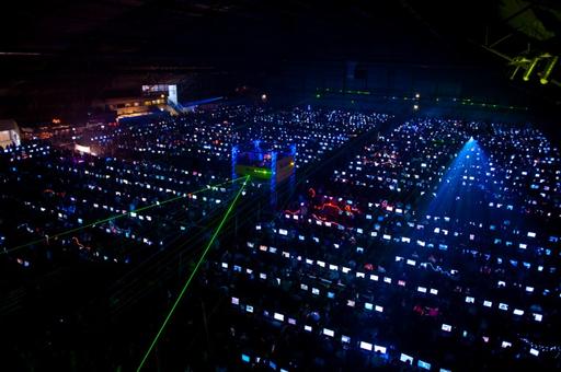 Новости - Фотографии с DreamHack – крупнейшей LAN вечеринке в мире