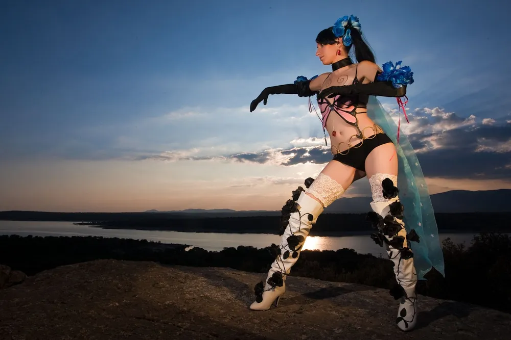 zafina_cosplay_04_tekken_6_by_nebulaluben.jpg?1335189430