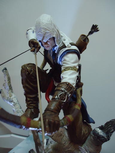 Assassin's Creed III - Фото обзор фигурки Connor: The Hunter