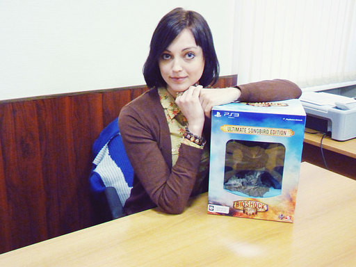 BioShock Infinite - Распаковка коллекционного издания руками главного персонажа игры
