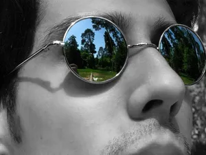 Glasses2